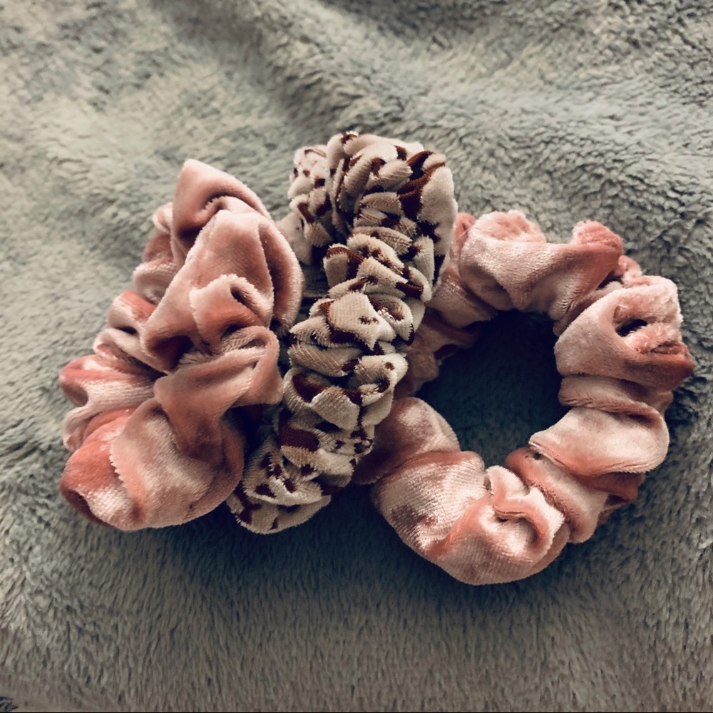 Homemade Scrunchies 🦋